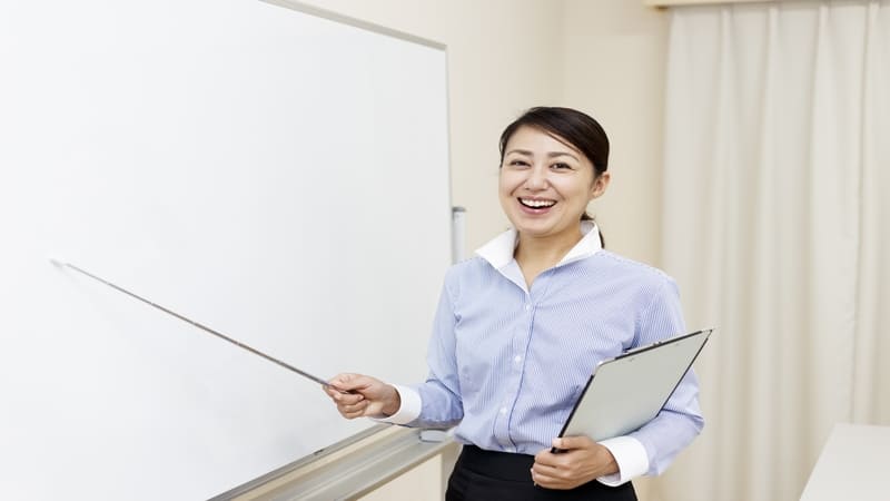 指導を担当する講師はどんな人？