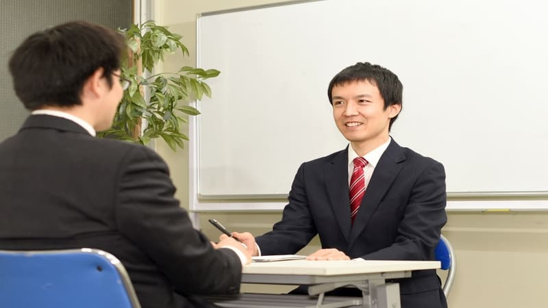 通うにはいくら必要?就活塾の相場料金